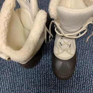 Sorel Women's Winter Boots - White and Black